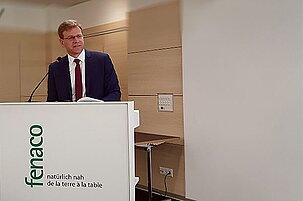 82099_8.jpg