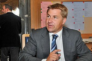 33911_8.jpg