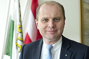 49279_8.jpg