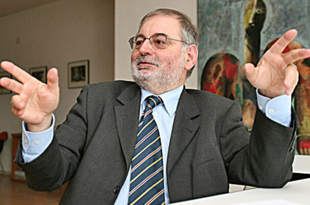 8667_8.jpg