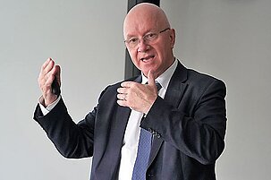 79050_8.jpg