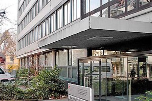 42808_8.jpg