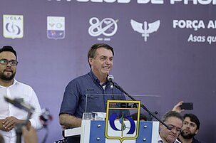 c7913711-ecf8-0578-8fc6-1d13329b3e48-98535.jpeg