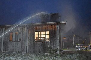 93927_8.jpg
